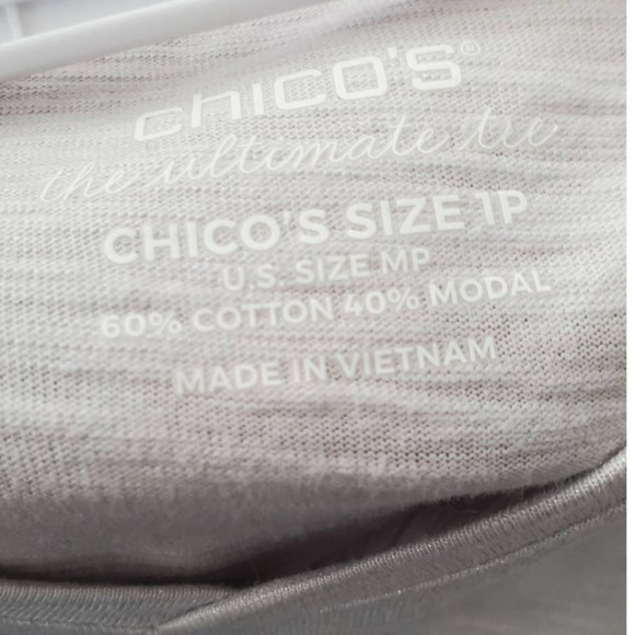 Chico's Gray/silver The Ultimate tee Size MP Chico's Size 1P pit to pit 20" - Picture 4 of 4